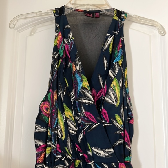 Material Girl Peacock Dress - Picture 2 of 4